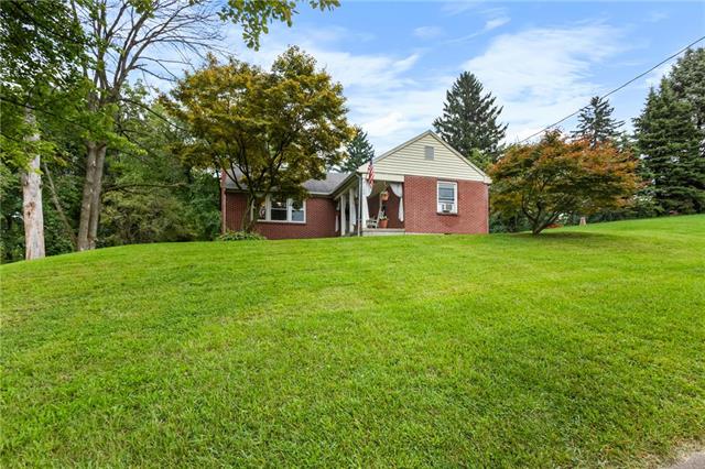 New St, Nazareth, PA 18064