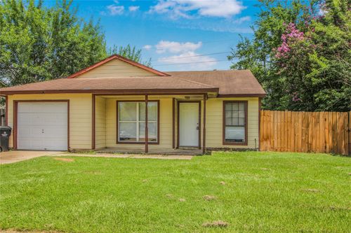 17406 Bullis Gap Dr, Hockley, TX, 77447-9254 | Card Image