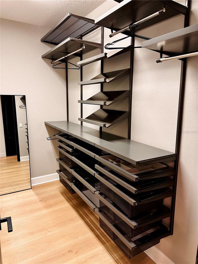 Walk In Closet | Image 38
