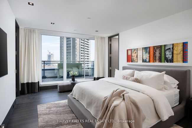 1201 - 181 Davenport Rd, Condo with 4 bedrooms, 7 bathrooms and null parking in Toronto ON | Image 30