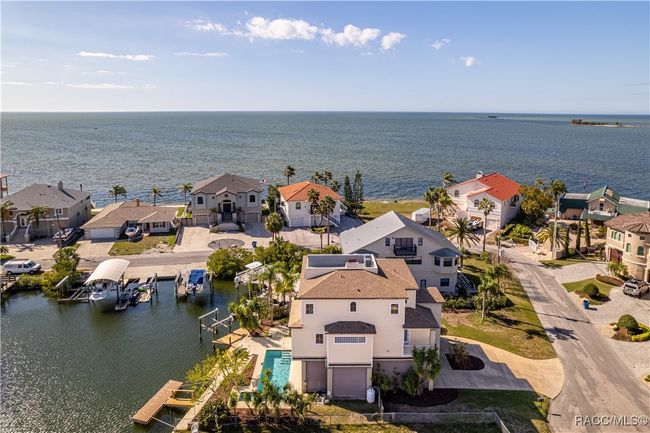3073 Gulf Winds Cir, House other with 3 bedrooms, 5 bathrooms and 3 parking in Hernando Beach FL | Image 68