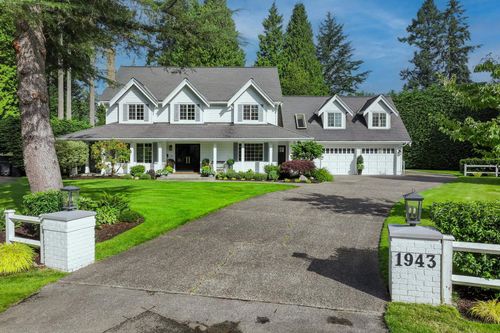 1943 133b St, Surrey, BC, V4A7S7 | Card Image
