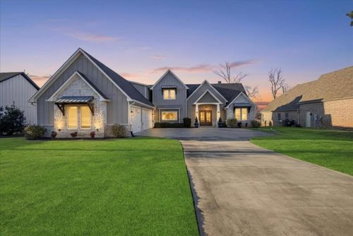 5502 Nathan Dr, Chandler, TX, 75758-8832 | Card Image