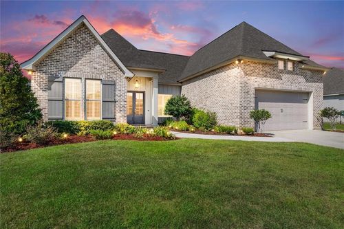 1305 Pine Needle Ct, Madisonville, LA, 70447-3440 | Card Image