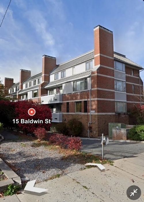 15c-9 Baldwin St, Newton, MA, 02458-2082 | Card Image