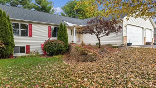 W10530 River Rd, Lodi, WI, 53555-1604 | Card Image