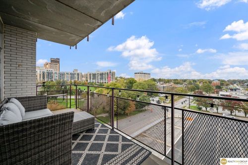 apt-4b-3000 Farnam St, Omaha, NE, 68131-2696 | Card Image