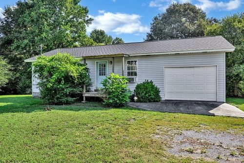 975 County Road 695, Holly Pond, AL, 35083-6961 | Card Image