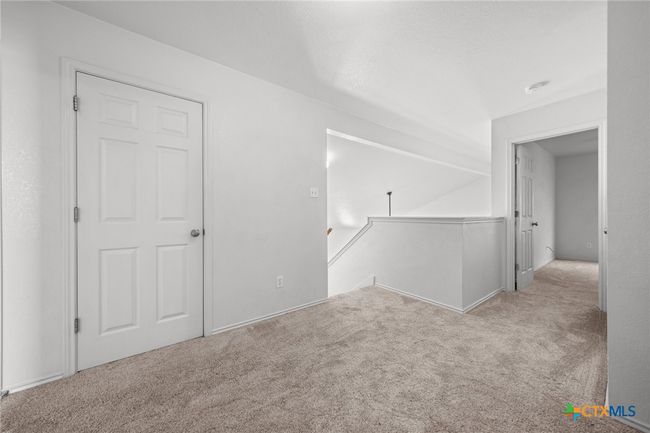 Upstairs living​​‌​​​​‌​​‌‌​‌‌​​​‌‌​​‌‌​‌​​​​​‌ area | Image 17