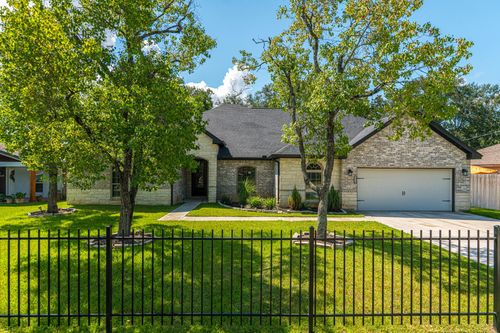 b-603 Airline Dr, Conroe, TX, 77301-3257 | Card Image