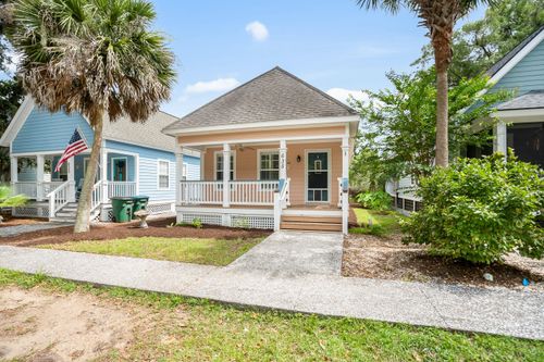 635 16th St, Port Royal, SC, 29935-2213 | Card Image