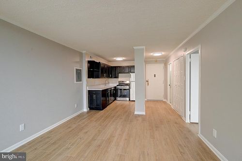 apt-1005s-5225 Pooks Hill Rd, BETHESDA, MD, 20814-2019 | Card Image