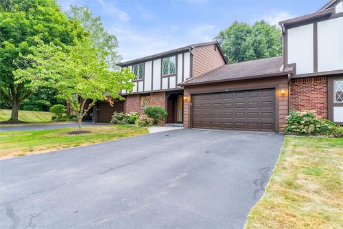 41 Cambridge Ct, Fairport, NY, 14450-9174 | Card Image