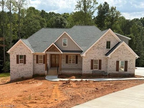 8205 Lulworth Dr, Stokesdale, NC, 27357 | Card Image