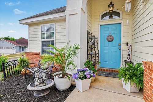 2549 Heathrow Dr, Tallahassee, FL, 32312-4273 | Card Image