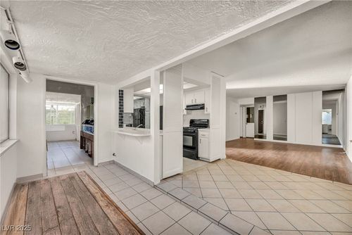 apt-20-1420 Vegas Valley Dr, Las Vegas, NV, 89169-2263 | Card Image