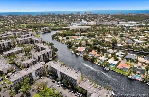 5050-14 Royal Palm Way, Boca Raton, FL, 33432-8760 | Card Image
