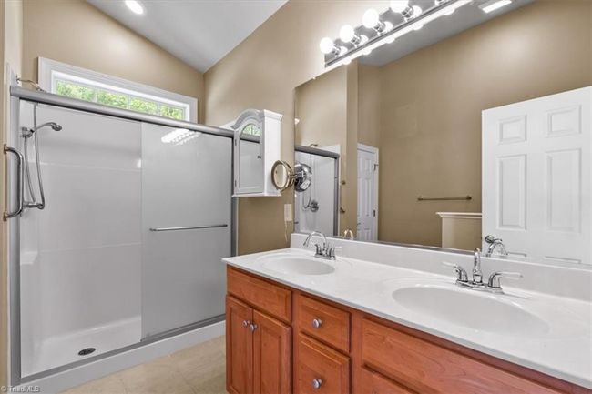 5118 Cobbler Ridge Ct, House other with 4 bedrooms, 2 bathrooms and null parking in Greensboro NC | Image 22
