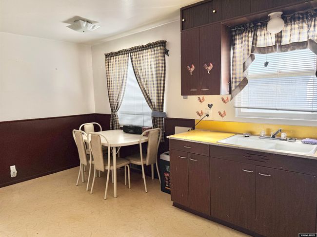 422 Beech Ave, House other with 3 bedrooms, 1 bathrooms and null parking in Kemmerer WY | Image 7