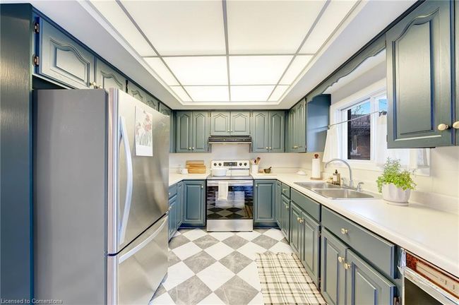 129 Kimberly Dr, House other with 3 bedrooms, 3 bathrooms and 5 parking in Hamilton ON | Image 8