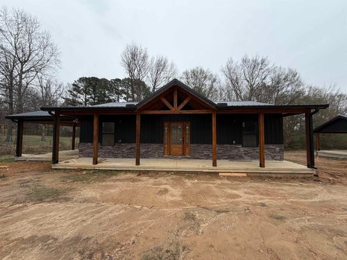 279 Oakgrove Rd, Selmer, TN, 38375-1881 | Card Image