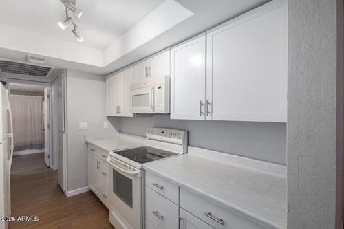 134-18202 N Cave Creek Rd, Phoenix, AZ, 85032-1058 | Card Image