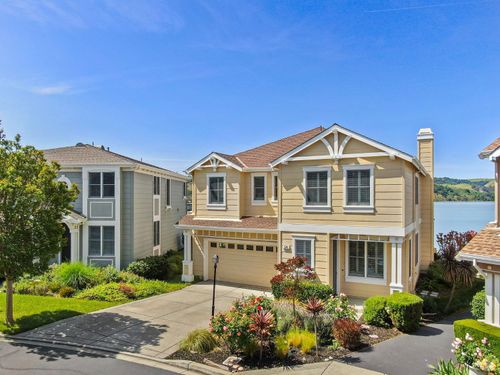 574 Anderson Ln, Benicia, CA, 94510-3161 | Card Image