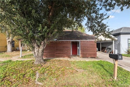 170 Hidalgo St, San Benito, TX, 78586-5822 | Card Image