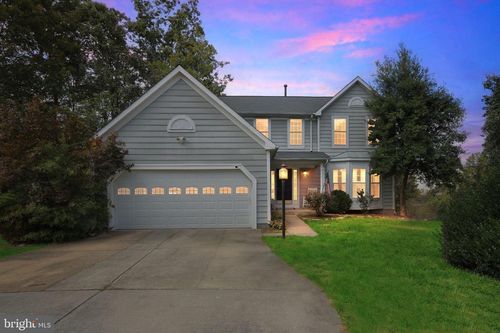 16601 Accolon Ct, DUMFRIES, VA, 22025-3130 | Card Image