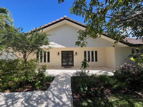 3560 Ne 30th Ave, Lighthouse Point, FL, 33064-8531 | Card Image
