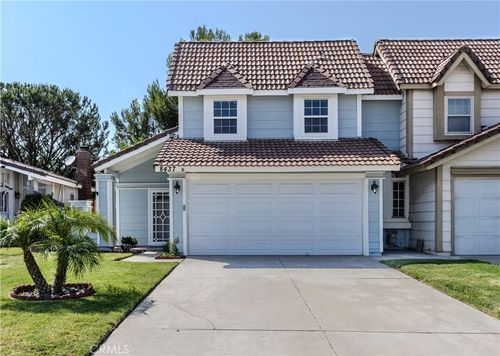 8437 E Amberwood St, Anaheim, CA, 92808-1202 | Card Image