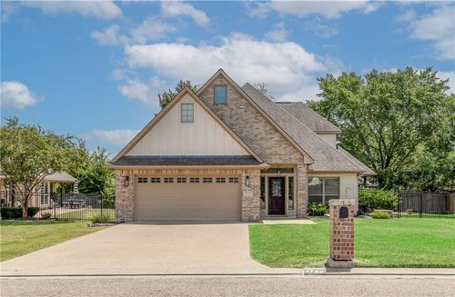 1742 Creekside Cir, College Station, TX, 77845-4088 | Card Image