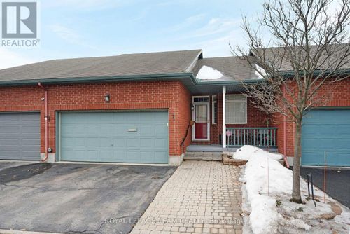 114 Bartlett Private, Ottawa, ON, K1V2A8 | Card Image