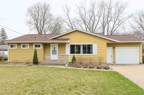 402 Frost Woods Rd, MONONA, WI, 53716-3520 | Card Image
