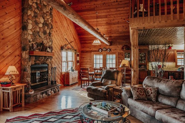 W5873 Pheasant Dr, House other with 3 bedrooms, 2 bathrooms and null parking in New Lisbon WI | Image 6