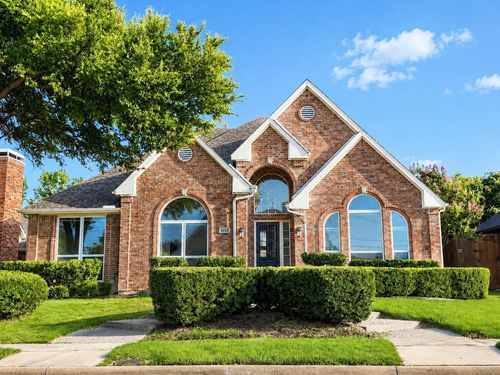 3908 Newhall Drive, Plano, TX, 75023 | Card Image