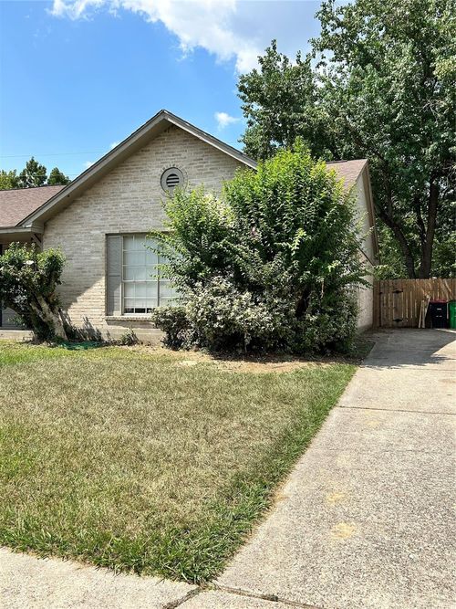 2443 Autumn Springs Ln, Spring, TX, 77373-6177 | Card Image