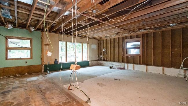 898 Browntown Rd, House other with 2 bedrooms, 1 bathrooms and null parking in Nazareth PA | Image 17