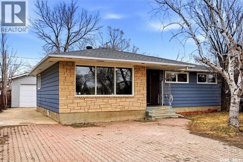 3814 25th Ave, Regina, SK, S4S1L9 | Card Image