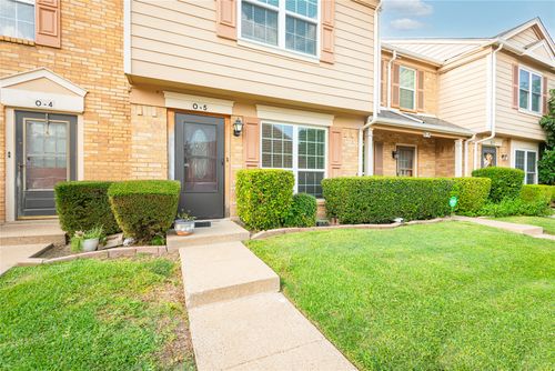 apt-o5-2500 E Park Blvd, Plano, TX, 75074-4844 | Card Image