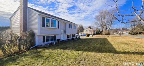 262 Westwoods Ter, Bristol, CT, 06010-5526 | Card Image