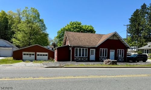 172 Sparta Ave, Newton, NJ, 07860-2617 | Card Image