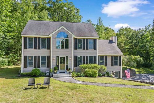37 Valley Hill Rd, Pelham, NH, 03076-2135 | Card Image