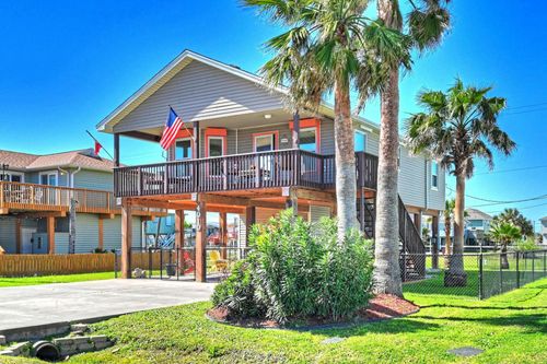 4010 Panola Dr, Galveston, TX, 77554 | Card Image