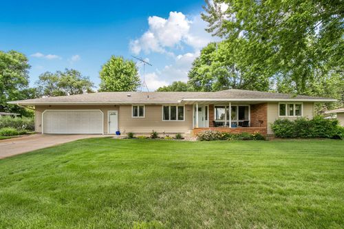 1021 Bromo Ave, Saint Cloud, MN, 56303-0214 | Card Image