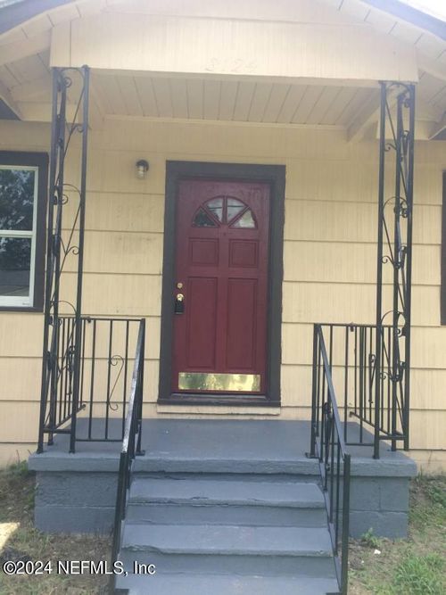 3124 4th Street Cir, JACKSONVILLE, FL, 32254-2423 | Card Image