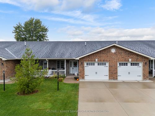 18 Devon Dr, Exeter, ON, N0M1S3 | Card Image