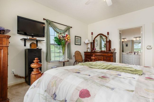 31 Claire Ct, Condo with 3 bedrooms, 2 bathrooms and null parking in Circleville OH | Image 24
