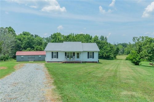 285 Raven Cir, Lexington, NC, 27292-9163 | Card Image