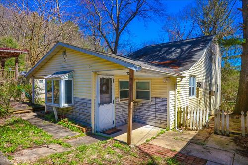 107 Royal Ln, Kunkletown, PA, 18058-7172 | Card Image